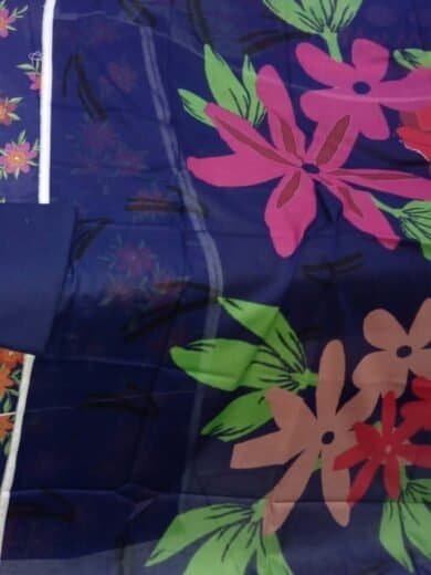 Elegant lawn 3 piece outfit with floral design.